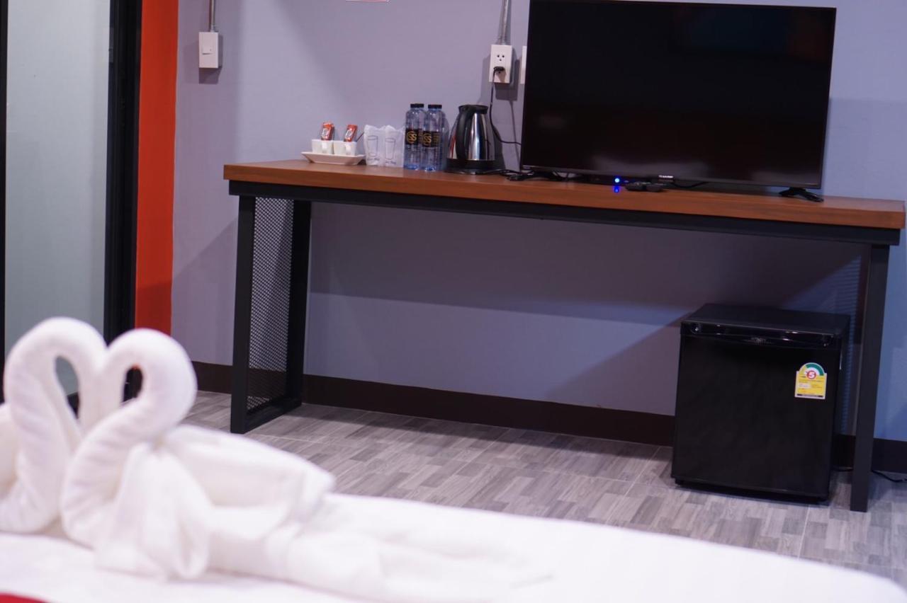 S.S.Hotel Nangrong Zewnętrze zdjęcie